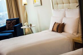 Renaissance Shanghai Yu Garden Hotel on the Bund