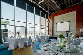 Renaissance Shanghai Yu Garden Hotel on the Bund