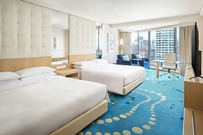 Renaissance Shanghai Yu Garden Hotel on the Bund