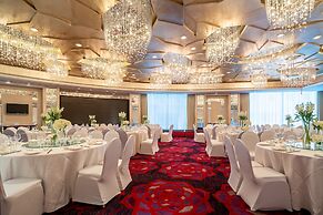 Renaissance Shanghai Yu Garden Hotel on the Bund