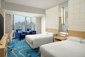 Renaissance Shanghai Yu Garden Hotel on the Bund