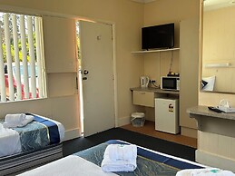 Bayview Motor Inn