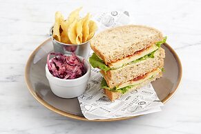 Holiday Inn Norwich City by IHG