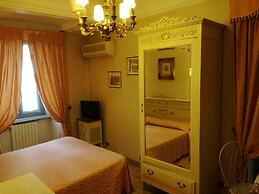 Ai Savoia B&B - Guest House