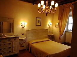 Ai Savoia B&B - Guest House
