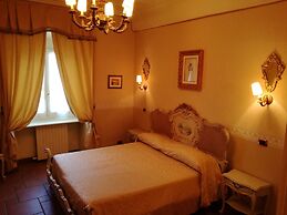 Ai Savoia B&B - Guest House