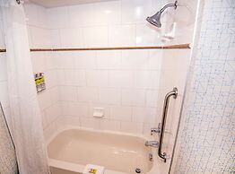 Holiday Inn Express Hotel & Suites Hinton by IHG