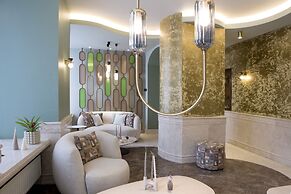 Hotel Venezia by ZEUS International