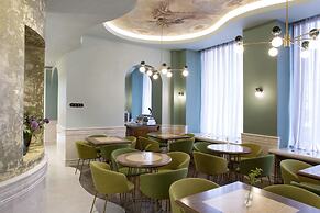 Hotel Venezia by ZEUS International