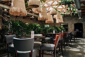 Victoria Express Durango