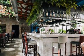 Victoria Express Durango