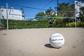 Peridis Family Resort