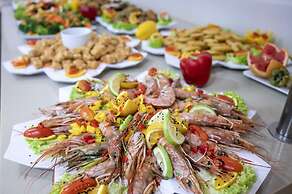 Peridis Family Resort