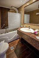 Peridis Family Resort