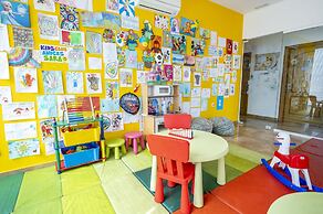 Peridis Family Resort