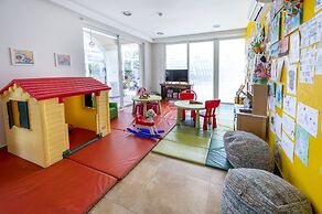 Peridis Family Resort