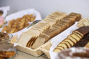 Peridis Family Resort