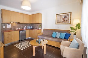 Peridis Family Resort