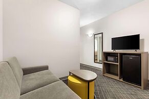 Comfort Inn & Suites Glenwood Springs On The River