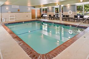 Holiday Inn Express & Suites Lacey – Olympia by IHG