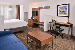 Holiday Inn Express & Suites Lacey – Olympia by IHG