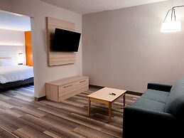 Holiday Inn Express Hotel & Suites Logansport by IHG