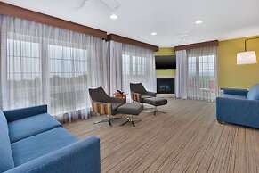 Holiday Inn Express & Suites Petoskey by IHG