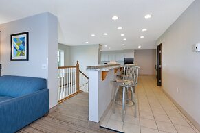 Holiday Inn Express & Suites Petoskey by IHG