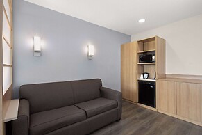 Microtel Inn & Suites by Wyndham Panama City