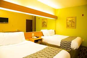 Microtel Inn & Suites by Wyndham Panama City