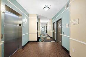 La Quinta Inn & Suites by Wyndham Houston Hobby Airport