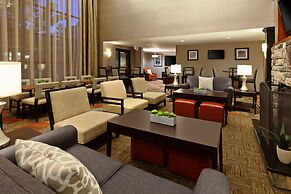 Staybridge Suites Fairfield Napa Valley Area by IHG