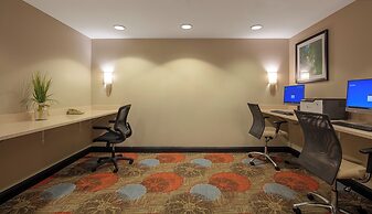 Staybridge Suites Fairfield Napa Valley Area by IHG