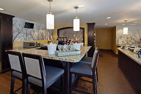 Staybridge Suites Fairfield Napa Valley Area by IHG