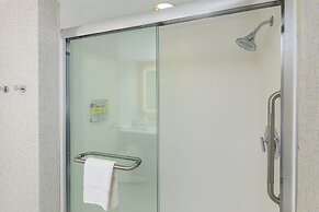 Holiday Inn Express & Suites North Bay by IHG