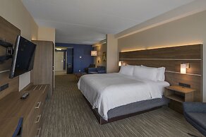 Holiday Inn Express & Suites North Bay by IHG