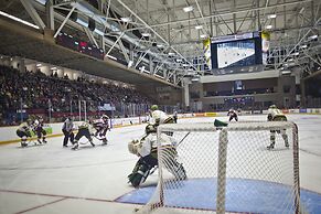 Holiday Inn Express & Suites North Bay by IHG