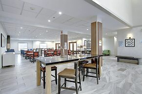 Holiday Inn Express Airport-Calgary by IHG