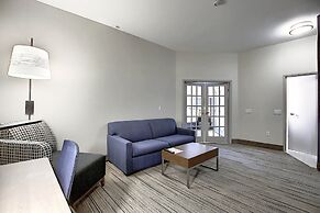 Holiday Inn Express Airport-Calgary by IHG