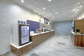 Holiday Inn Express Airport-Calgary by IHG