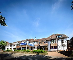 Luton Hotel
