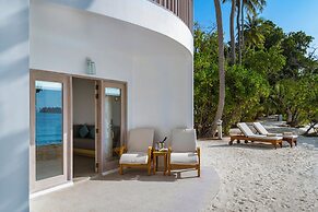 Bandos Maldives - One Way Transfer FREE for stays from 1st May till 30