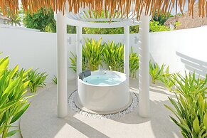 Bandos Maldives - One Way Transfer FREE for stays from 1st May till 30