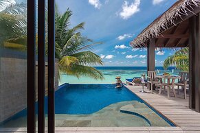 Bandos Maldives - One Way Transfer FREE for stays from 1st May till 30