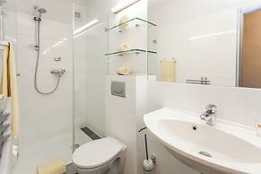 Centro Hotel Goya Wolfsburg, Trademark Collection by Wyndham