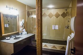 The Murray Premises Hotel