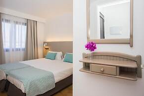 Apartamentos Los Tulipanes