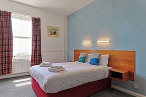 OYO The Southcliff Hotel