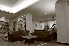 Hotel Romanisio