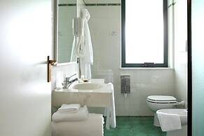 Hotel Romanisio